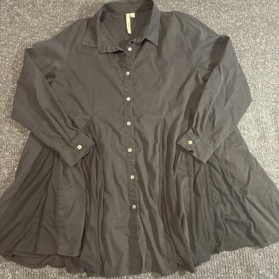 Cómoda Camisa EE. UU. Negra Cuello Plisada De Gran Tamaño Fluida Con Botones Talla Mediana Foto 1 de 4