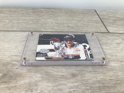 Коллекционная карточка чемпиона Fleer Ultra Nascar 1996 Dale Earnhardt First Union 400 173 - Изображение 1 из 4