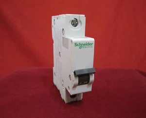 Schneider M9F22110 (MG24432) Circuit Breaker Multi 9-C60 UL1077-MCB-1P-10A-C - Picture 1 of 1