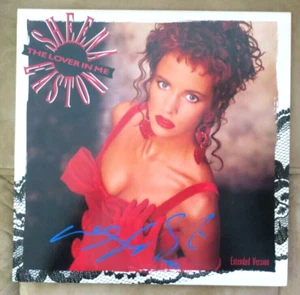 Album "The Lover In Me" signiert von Sheena Easton - Bild 1 von 2