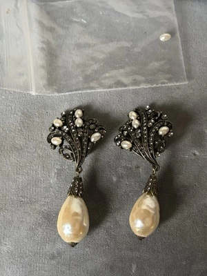 Heidi Daus Art Deco Crystal & Simulated Pearl Drop Clip On Earrings - Image 1 of 4