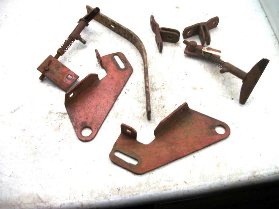 1966 Simplicity Landlord 101 Garden Tractor Part : 42" Mower Deck Miscellaneous - Image 1 of 1