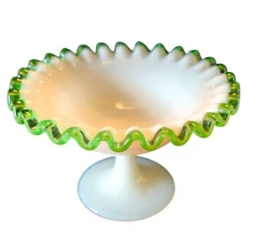 Vintage Fenton Emerald Crest Standfuß Nussschale grün geraffter Rand - Bild 1 von 6