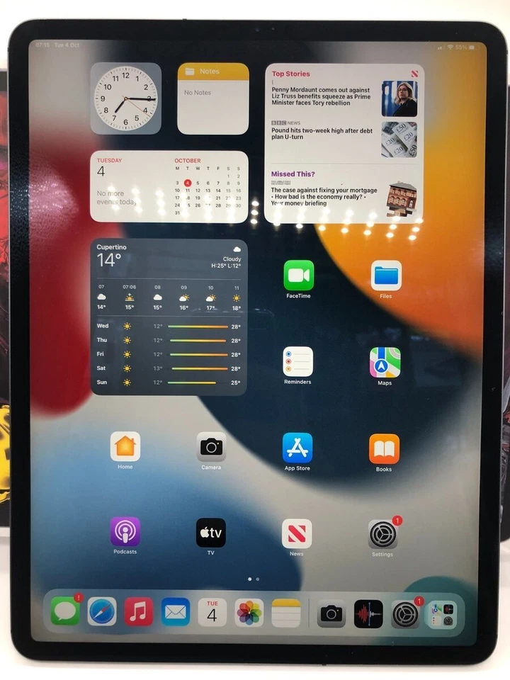 Apple iPad Pro 3rd Gen. 64GB, WiFi + Cellular (Unlocked) 11in - Space Gray