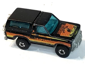 Vintage 1980 Hot Wheels Ford Bronco with Motorcycle Bike - Picture 1 of 7