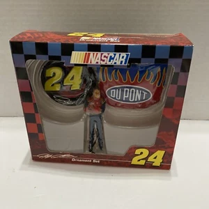 NASCAR-Jeff Gordon Ornament Set-2003 Character Collectibles. - Picture 1 of 3