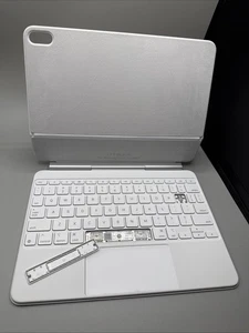 iPad Magic Keyboard modello A3339 MDFV4LL/A bianco - Foto 1 di 5