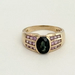 Vintage 14K Yellow Gold Green & Pink Sapphire Ladies Band Ring Size 7 - Picture 1 of 16
