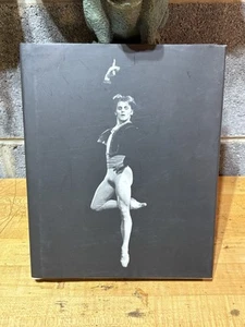 BARYSHNIKOV IN SCHWARZ-WEISS HC Schutzumschlag stark illustrierte Sammlung! - Bild 1 von 4