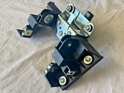 17 24 25 Suzuki GSXR 1000 2017 OEM tanque de gasolina pila de combustible montaje de soporte de gasolina Foto 1 de 4