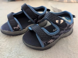 Carter's Jungen Sandalen Dinosaurier beleuchtet Größe 6 neu marineblau Wasser Strandschuhe - Bild 1 von 9