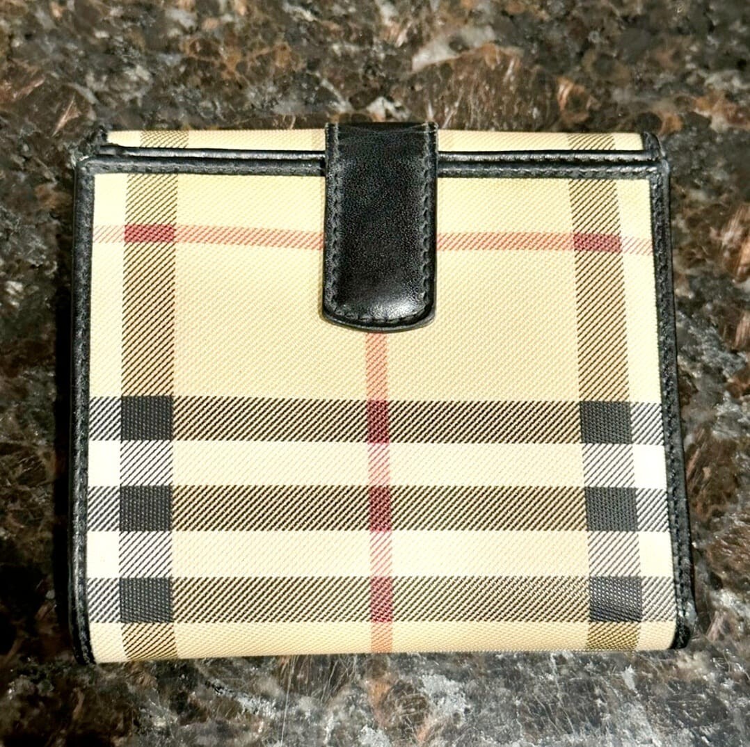 BURBERRY バーバリー シボレザー 長財布 Wホック ブラック Burberry Black Wallets for Women for sale | eBay