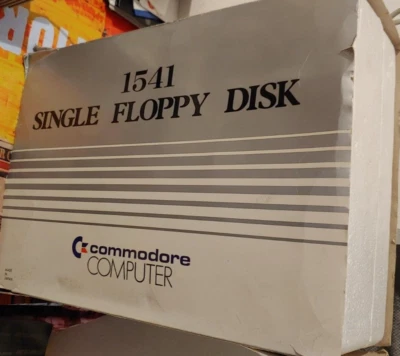 Commodore DVC 1541 Floppy (+ Netzkabel, Serial, Manuals, Disk) in OVP works 8bit - Bild 1 von 4