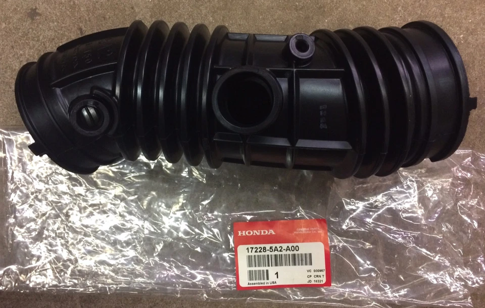 Genuine OEM Honda Accord Four Cylinder 4Cyl 2.4L Air Intake Flow Tube 2013-2017 - Image 1 of 1