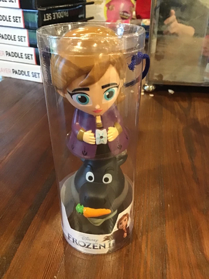Disney Frozen Water Squirter Toys - Anna Sven - Bath Pool  - Image 1 of 1