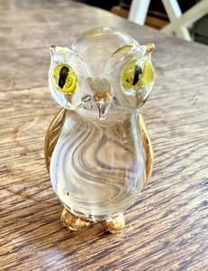 Kleine 2" Glas Eule mit Goldakzenten Miniatur - Bild 1 von 6
