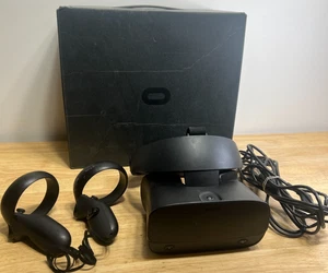 Oculus Rift S PC-Powered VR Gaming Headset W/ Controllers Fully Tested READ - Picture 1 of 16