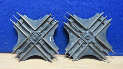 2  Marx0-27  90 Degree Crossing Track     614333 - Image 1 of 4