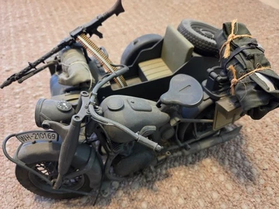 21 century 1:6 German motorcycle and side care - Image 1 of 4