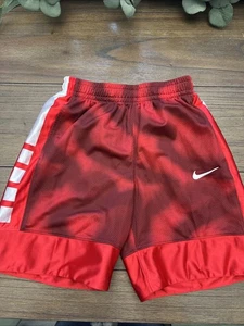 Nike Elite Youth Shorts Size Medium - Picture 1 of 11