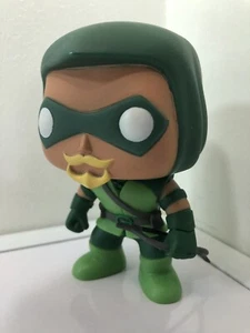 GREEN ARROW Funko Pop 15 Vaulted DC Universe Rare No Box - Picture 1 of 16