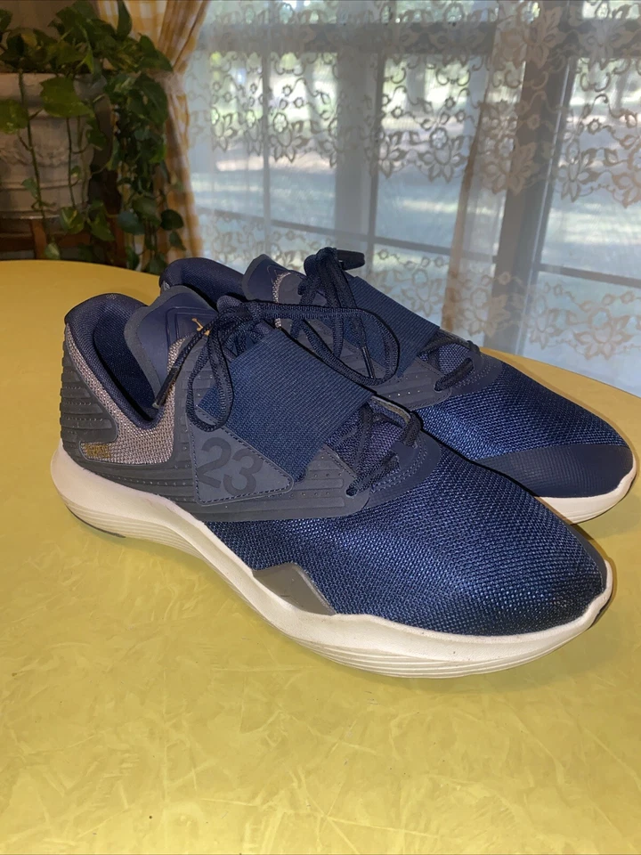 Nike Air Jordan Implacable RE2PECT Talla 12 Zapatos Atléticos Tenis A01930-402 Foto 1 de 4