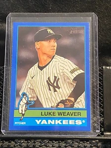 Luke Weaver 2025 Topps Heritage Dark Blue Border #50 Yankees - Picture 1 of 2
