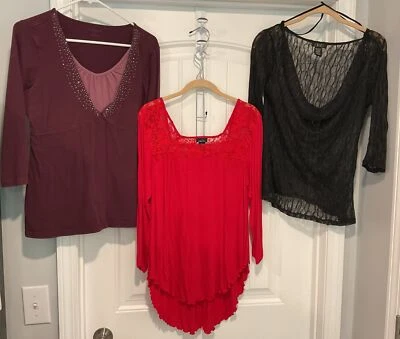 En muy buena condición Rue 21/Deb/Sonoma Mujeres Transparente/Encaje Mangas 3/4 Elegante Prendas para el torso Lote de 3 Medianas Foto 1 de 4