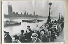 Hundreds Wait In Line To Pay Tribute To Churchill  1965 Promo Press Photo R16