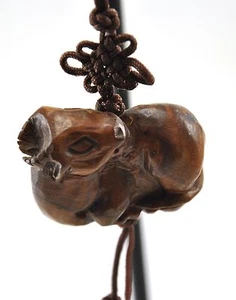 Chinese Zodiac Year of Goat Lamb BOXWOOD Wood Hand Carve Figurine Charm Hanging - Picture 1 of 5