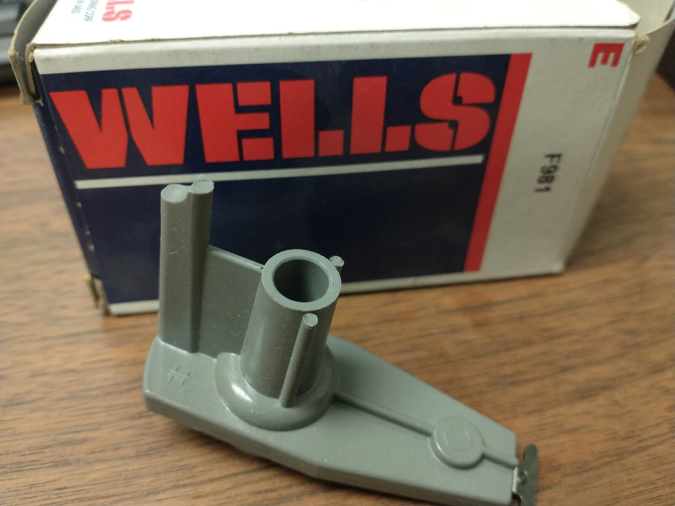 Wells F981 Distributor Rotor - Image 1 of 1