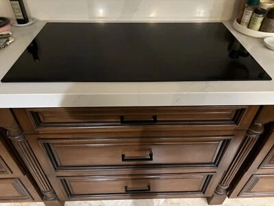 Bosch 800 Series NET8669UC 36" 5 Smoothtop  Electric Cooktop - Image 1 of 4