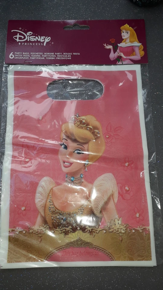 DISNEY PRINCESS - 6 LOOT PARTY BAGS - for girls favours toys — 第 1/3 张图片