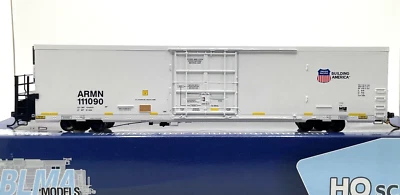 HO BLMA MODELS 52004 TRINITY 64' REEFER UNION PACIFIC ARMN # 111090 - Image 1 of 2