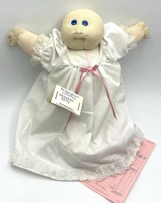 1978 Hand Signed Xavier Roberts Soft Sculpture Little People Doll -Deborah Betsy - Image 1 of 4