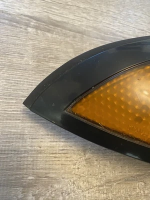 1993-96 Dodge Stealth FRONT Marker Bumper Señal de giro LADO IZQUIERDO DEL CONDUCTOR OEM Foto 1 de 4