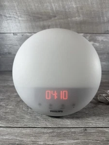 Philips HF3510 Wake-up Light Alarm FM Radio Colored Sunrise Sunset Simulation - Picture 1 of 9