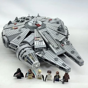 LEGO Star Wars: Millennium Falcon 7965 2011 99% Complete One Part W/ Darth Vader - Picture 1 of 19