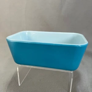 Vintage Pyrex 502-B Turquoise Refrigerator Dish 1.5 Pint No Lid MCM USA - Picture 1 of 12