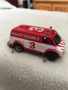 Tyco TCR #3 Maintenance Dodge Slotless Van LIGHT WORKS !! Slot Car RUNS NEW!! - Picture 1 of 7