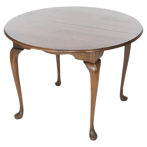Queen Anne Style Cherry Extension Breakfast Table with Two Leaves 20th Century Cover