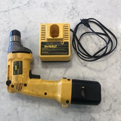 DeWALT DW947 DW9104 Cordless 12V 3/8" Drill w/ Battery Charger - Image 1 of 4