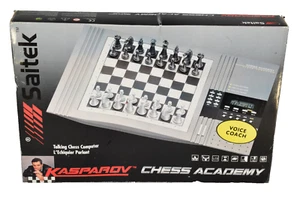 Broken - Saitek Kasparov Talking Chess Academy Computer Board Voice Coach - K05V - Foto 1 di 12