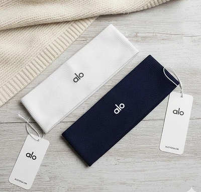 🧘 Paquete de 2 diademas Alo Yoga blancas azul marino - bandas elásticas atléticas para el cabello nuevas con etiquetas Foto 1 de 4