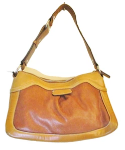 Borsa donna Cole Haan in pelle marrone bicolore, cinturino regolabile, clip chiave, zip - Foto 1 di 15