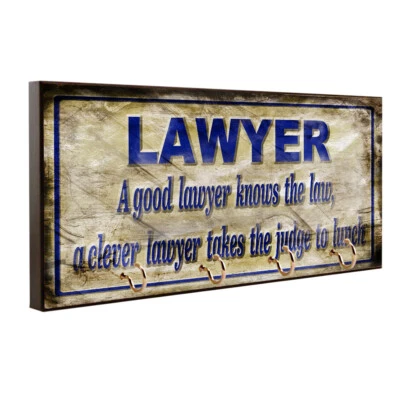 A Good Lawyer Know The Law, Takes Judge To Lunch Colgador de llaves / Percha de correa para mascotas Foto 1 de 4