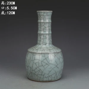 9.2"Old Chinese antique Song dynasty offcial kiln Green glaze Paper hammerbottle - Picture 1 of 7