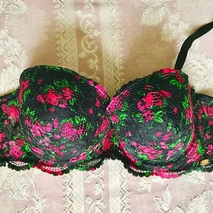 Betsey Johnson Lace Floral Push-Up Bra - Picture 1 of 7