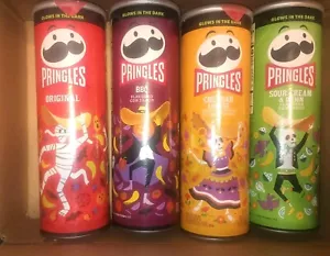 4 leere Pringles Glow In the Dark Halloween Dosen Limited Edition Komplettset - Bild 1 von 8