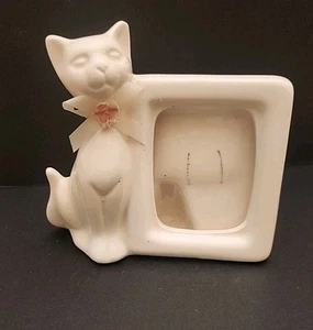 Marco de fotos de gato de porcelana blanca vintage área de 2" x 3", Emson Taiwán lindo kitsch - Imagen 1 de 11